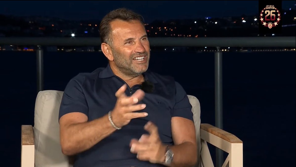 Okan Buruk'un güncellenen Dünya Kupası efsane 11'i: "Taffarel, Cafu, Maldini, Cannavaro, Roberto Carlos, Xavi, Iniesta, Maradona, Messi, Ronaldo, Pele." (GS Youtube Katıl)