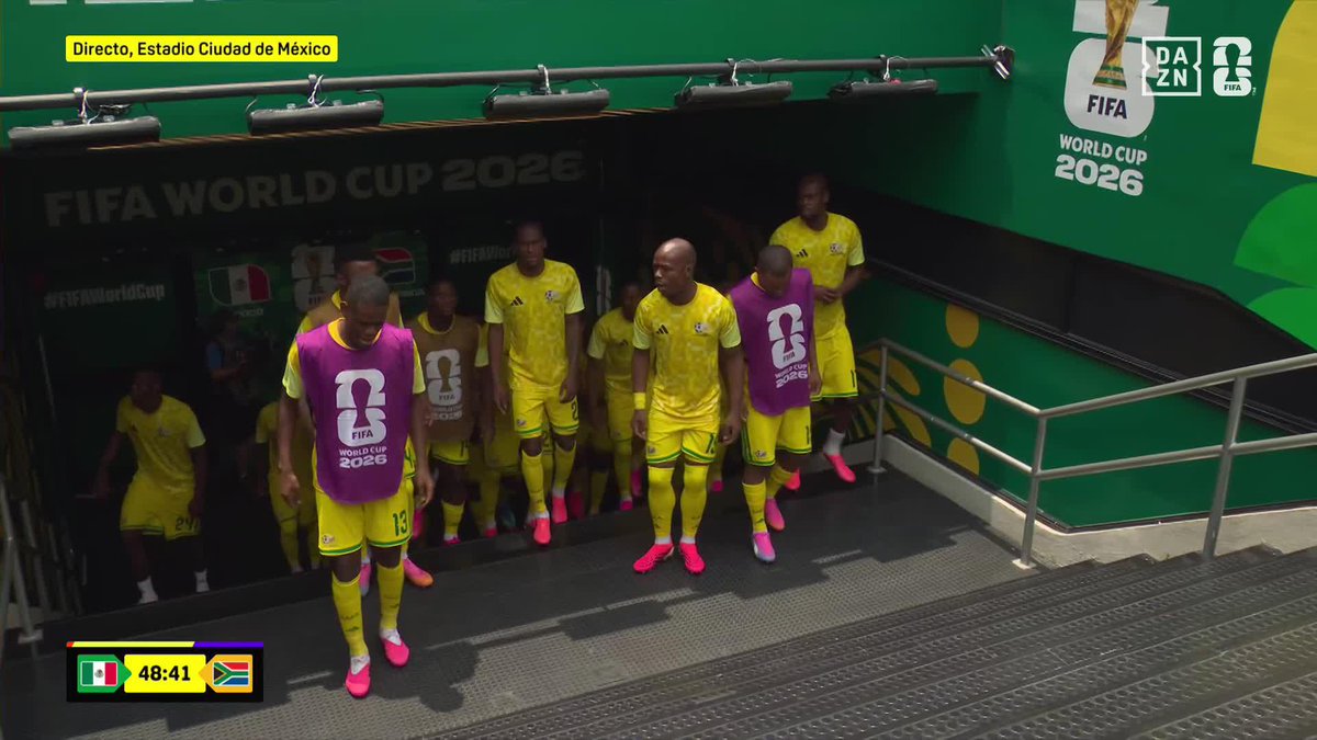 ENTRADA APOTEÓSICA 😍 No sabemos cuántos puntos harán. Ni cuántos partidos ganarán en este Mundial. PERO SUDÁFRICA YA HA GANADO 🤩 #DAZNMundial
