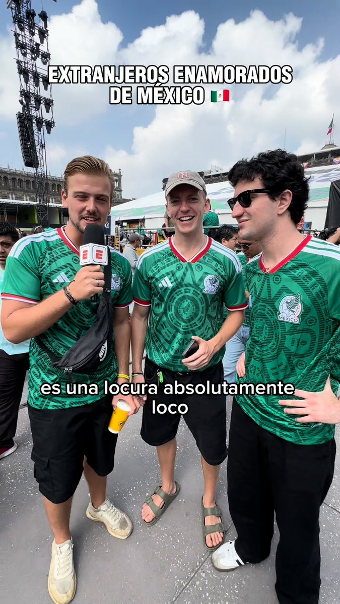 “ES LO MEJOR QUE HE VISTO EN MI VIDA” 🤩 Los extranjeros encantados con el ambiente mundialista en el Fan Festival de la Ciudad de México. 🇲🇽 🙌 🇲🇽