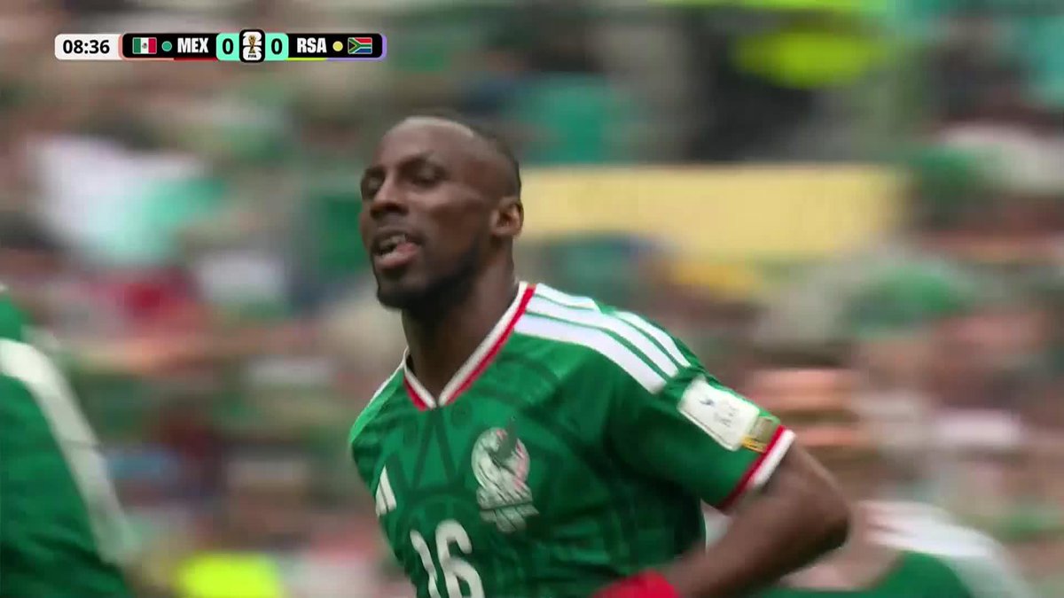 ⚽️ GOAL! Julián Quiñones scores the first goal of the FIFA World Cup 2026 🇲🇽