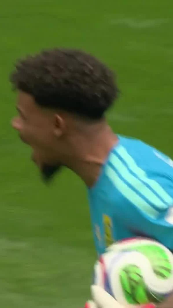 Ronwen is doing his bit for Bafana 🤚⛔ 📺 Stream #FIFAWorldCup on DStv: #DStvFIFAWorldCup2026
