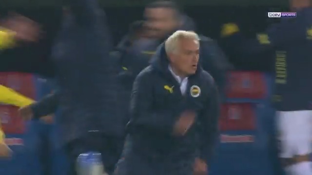 1.5 yıl önce bu adam Fenerbahçe'nin golüne böyle seviniyordu
