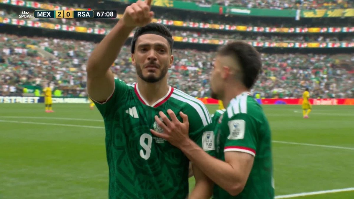 Pure emotion for Raul Jimenez 🥹 The Mexican scores his first-ever FIFA World Cup goal at the age of 35!