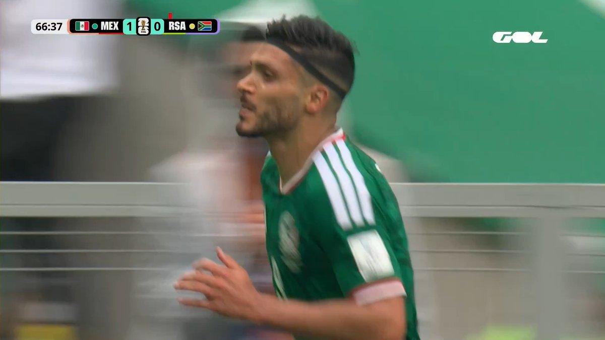 ¡Raúl Jiménez no se iba a ir sin su gol! 🇲🇽 Cabezazo al fondo de la red para poner tierra de por medio en el debut de México