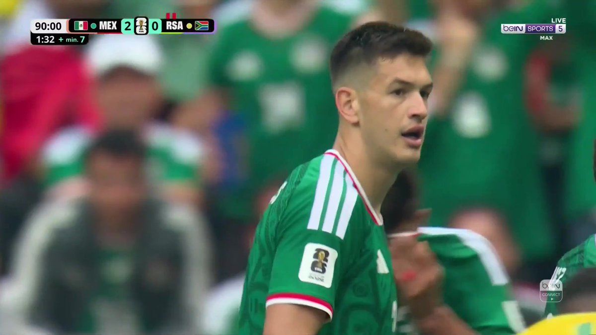 ANOTHER RED CARD 🟥🤯 Cesar Montes is sent off for Mexico and it's now 9 vs 10! #FIFAWorldCup | #beINWC26