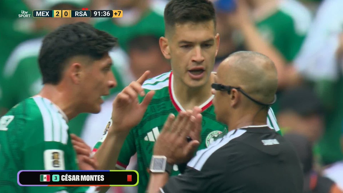 HOW IS THAT A RED CARD IT IS COMICAL🤣🤣🤣