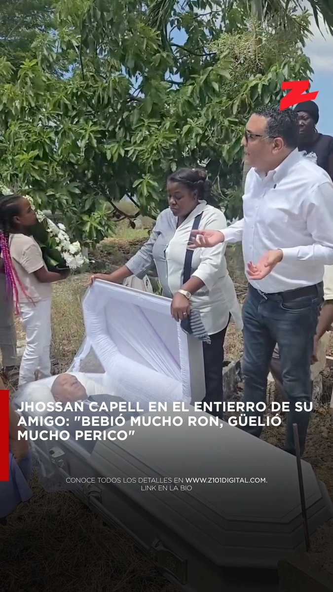 El comunicador, abogado y exalcalde del distrito municipal Santa Lucía en la provincia El Seibo, Jhossan Capell, se encuentra en el centro de la controversia luego de que circulara un video donde, durante el entierro de un amigo en su provincia natal, describió abiertamente los excesos del difunto frente a los presentes. Capell, visiblemente afectado por la pérdida de quien describió como "era como mi hermano", relató que su amigo tuvo una vida marcada por el querer mucho, beber ron, inhalar cocaína y fumar marihuana, en declaraciones que no tardaron en viralizarse. Las palabras del exalcalde dividieron las opiniones en redes sociales, donde un sector las califica como una falta de respeto hacia el difunto y su familia en un momento de duelo, mientras otros las interpretan como una despedida honesta y sin hipocresías de alguien que conoció de cerca al fallecido. El episodio reaviva el debate sobre los límites del discurso público en contextos de dolor, y llama especialmente la atención por tratarse de una figura pública con trayectoria política y jurídica en la región. #JhossanCapell #ElSeibo #SantaLucia #RepublicaDominicana #Polemica #ViralRD #FarandulaDominicana #Controversia #EntretenimientoRD