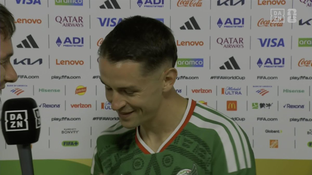 ESTO ES UN MOMENTAZO 😍 ¿Quién es más fan de quién? ¿Alvaro Fidalgo de Nacho González o Nacho de Fidalgo? ✨ #DAZNMundial