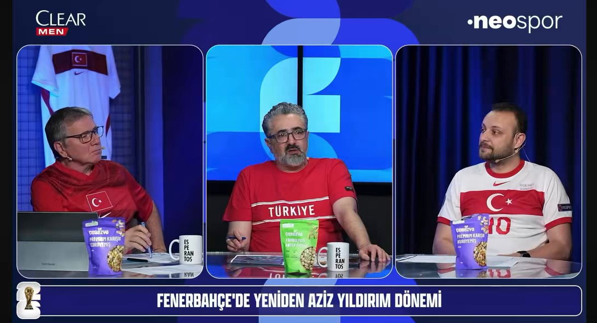 Serdar Ali Çelikler: “Aykut hoca demiş ki, ‘bu takım 4-3-1-2’ oynar. O yüzden iki santrfor alıyorlar.”