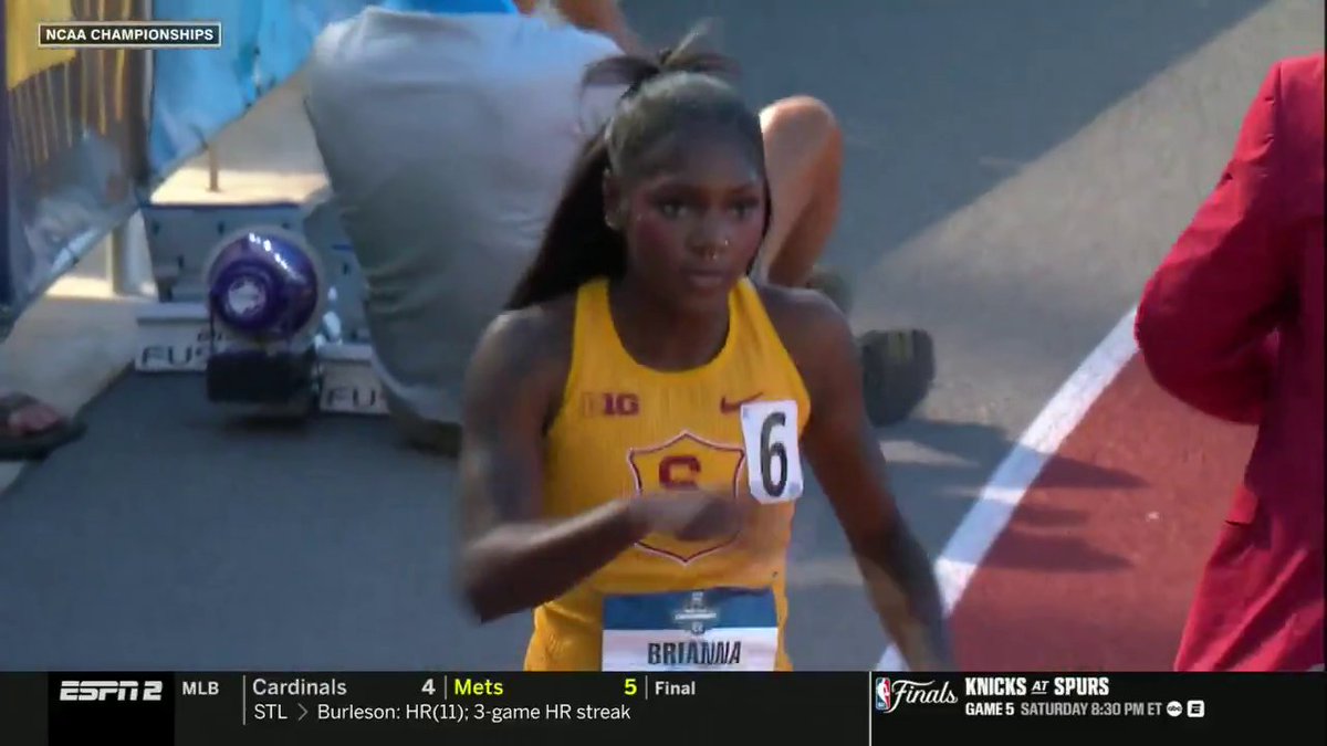 THESE ATHLETES ARE FLYING! USC (41.96) and UGA (42.00) ran the second and third-fastest women's 4x100m times in NCAA history. And this is only the prelims 🤯
