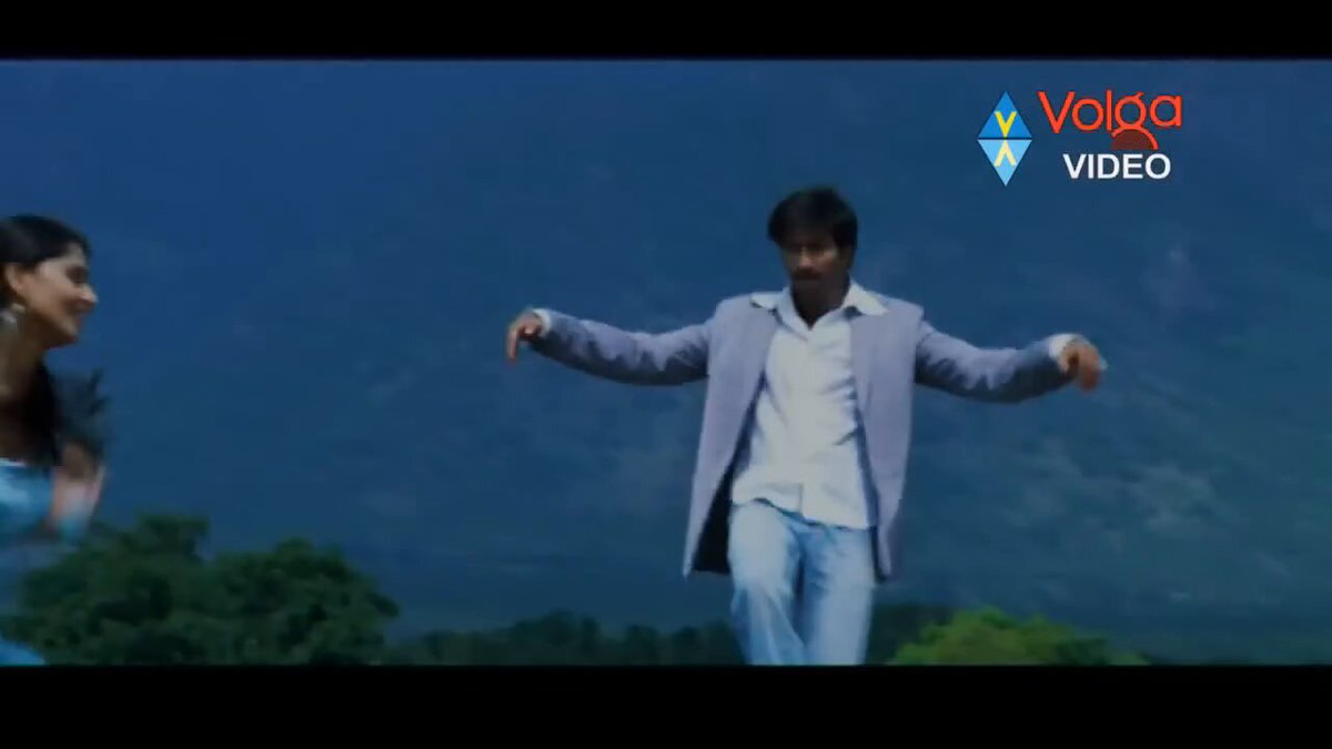 Wishing T Gopichand Happy Birthday. 🎉 ఇప్పుడు టాప్ 6 హీరో ల లో ఉన్న ఇద్దరు హీరో లు .. ఒకప్పుడు గోపిచంద్ రేంజ్ లో నే ఉండేవాళ్ళు.. అప్పట్లో వరుస హిట్లు కొట్టాడు.. యజ్ఞం, రణం, ఆంధ్రుడు, ఒక్కడున్నాడు, లక్ష్యం, గోలిమార్, సాహసం, లౌక్యం....తదితర సినిమా ల తో మెప్పించారు. విలన్ గా కూడా జయం, వర్షం, నిజం చిత్రాల్లో సూపర్ పెర్ఫార్మెన్స్ ఇచ్చారు. #HBDGopichand