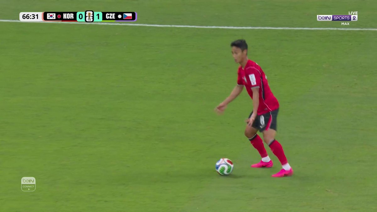 هوانغ إن-بيوم يدرك التعادل للمنتخب الكوري الجنوبي بلمسة رائعة ! 📦 اشترك الآن 👇 🔗 📱 #كأس_العالم2026 | #مونديال2026 | #كأس_العالم #FIFAWorldCup2026 | #FIFAWorldCup | #beINWC26