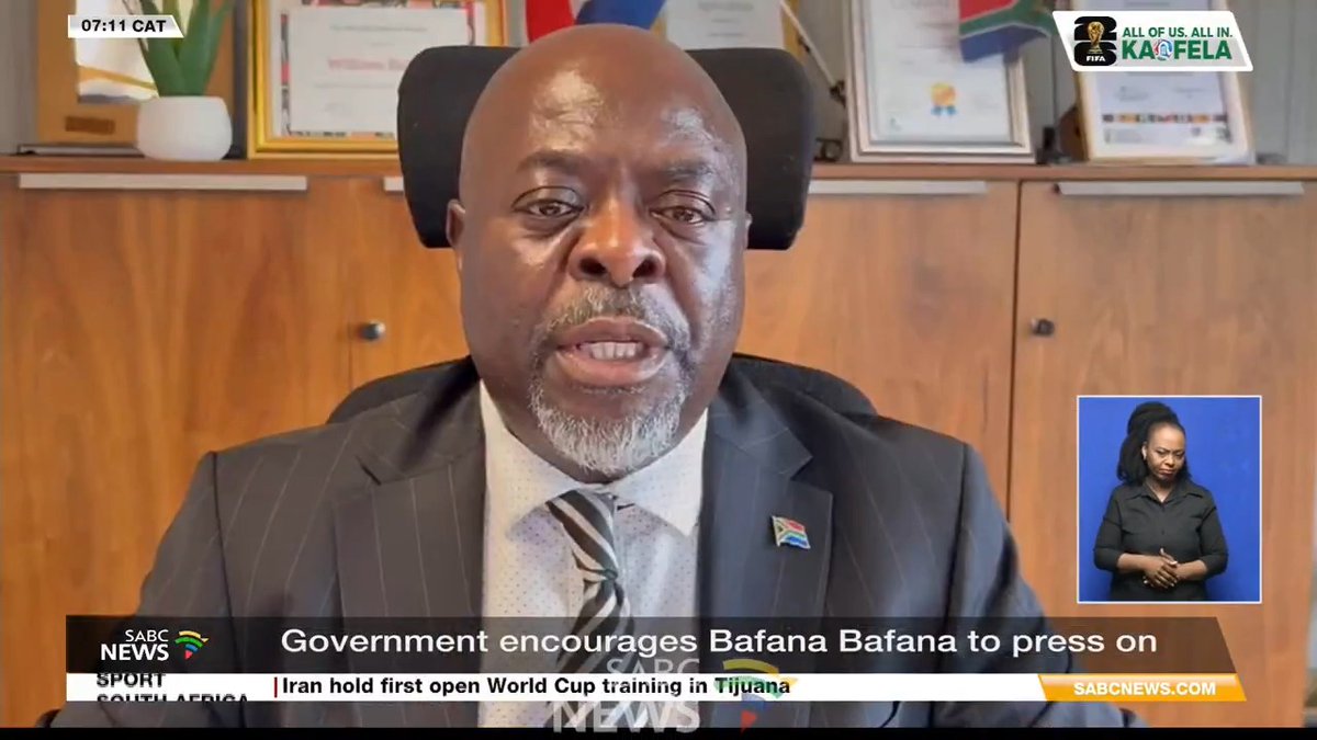 FIFA WORLD CUP | The South African government has commended Bafana Bafana for their spirited performance in their opening match against Mexico last night.