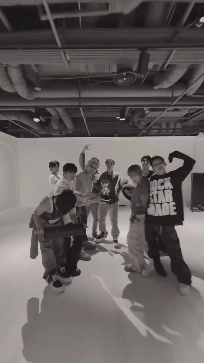 CONGRATULATIONS, TREASURE! 🤩🩵 THE WAIT IS OVER! 🔥 K-pop boy group #TREASURE earns their first-ever music show win for "If I"! 🏆👏 🎥 Treasure / Instagram