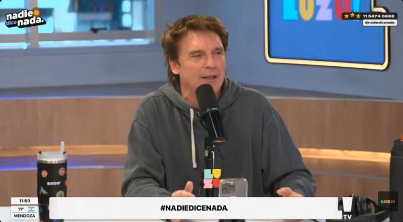 Marcos conto en NADIE DICE NADA que lo llamaron para que forme de una serie pero tenia muchas escenas de sexo con hombres y mujeres y se achico