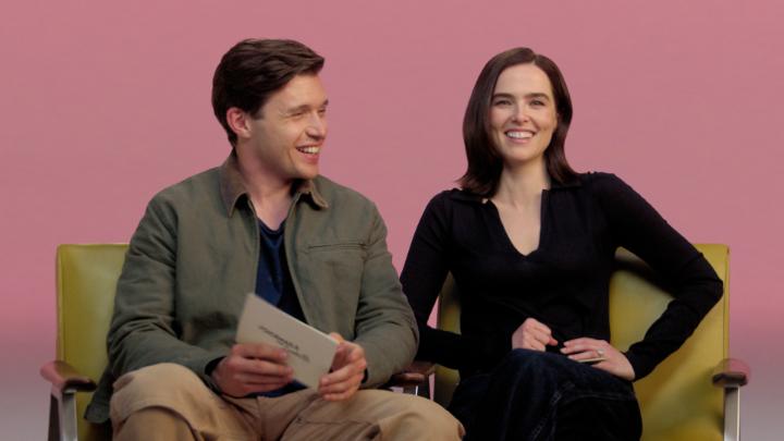 Zoey Deutch and Nick Robinson share their romance takes 💕 Their new rom-com, Voicemails for Isabelle, premieres in ONE WEEK!