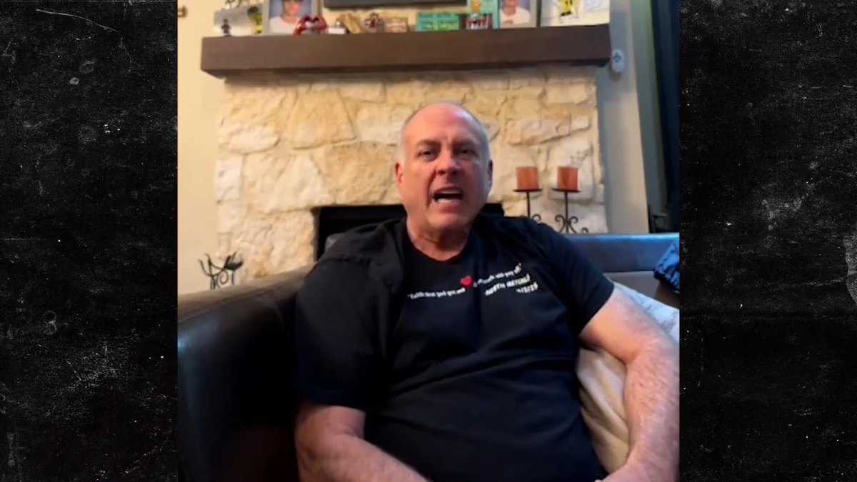 😳 Austin Metcalf's dad attacks Karmelo Anthony's "coward" parents in a speech. Credit: JinxedSip