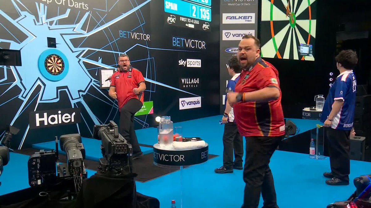 SENSATIONAL FROM THE SPANIARD! 🇪🇸 Cristo Reyes - take a bow! The Spanish number one produces a majestic 135 on the bull to take his country to the cusp of a place in the knockout stages! 📺 #WCOD26