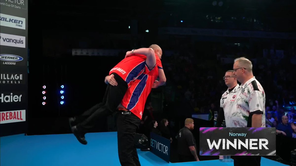 LANDMARK WIN FOR NORWAY! ๐ณ๐ด Look at those celebrations! ๐ Cor Dekker & Kent Sivertsen deny Hungary in a decider to steer Norway into the last 16 of the World Cup for the first time in a decade! ๐บ #WCOD26
