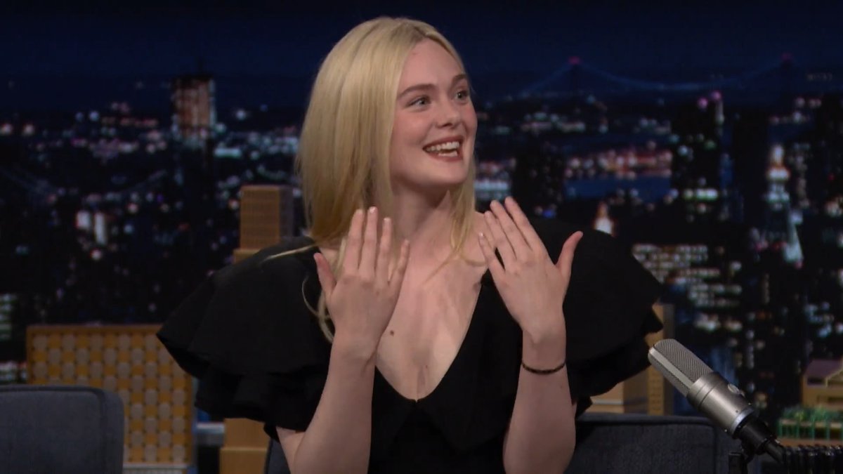 Elle Fanning starred in a Smucker's Uncrustables commercial when she was younger 🥹 #FallonTonight