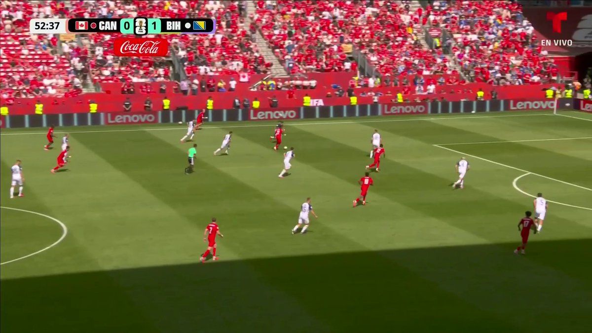 AN UNBELIEVE SAVE OFF THE LINE FROM BOSNIA AND HERZEGOVINA TO HOLD ON TO THEIR 1-0 LEAD. 🤯 (via Telemundo Deportes)