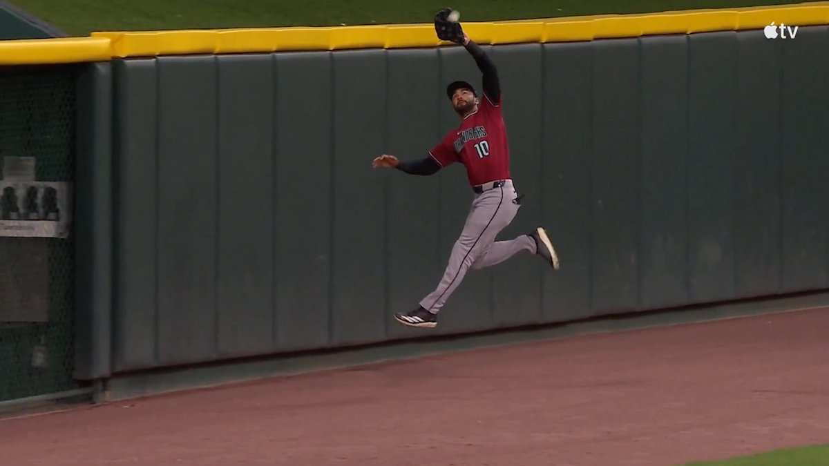 How did he hold on to the baseball 🤯 You need to see this catch from Jordan Lawlar ⬇️ (MLB x @Essilor)