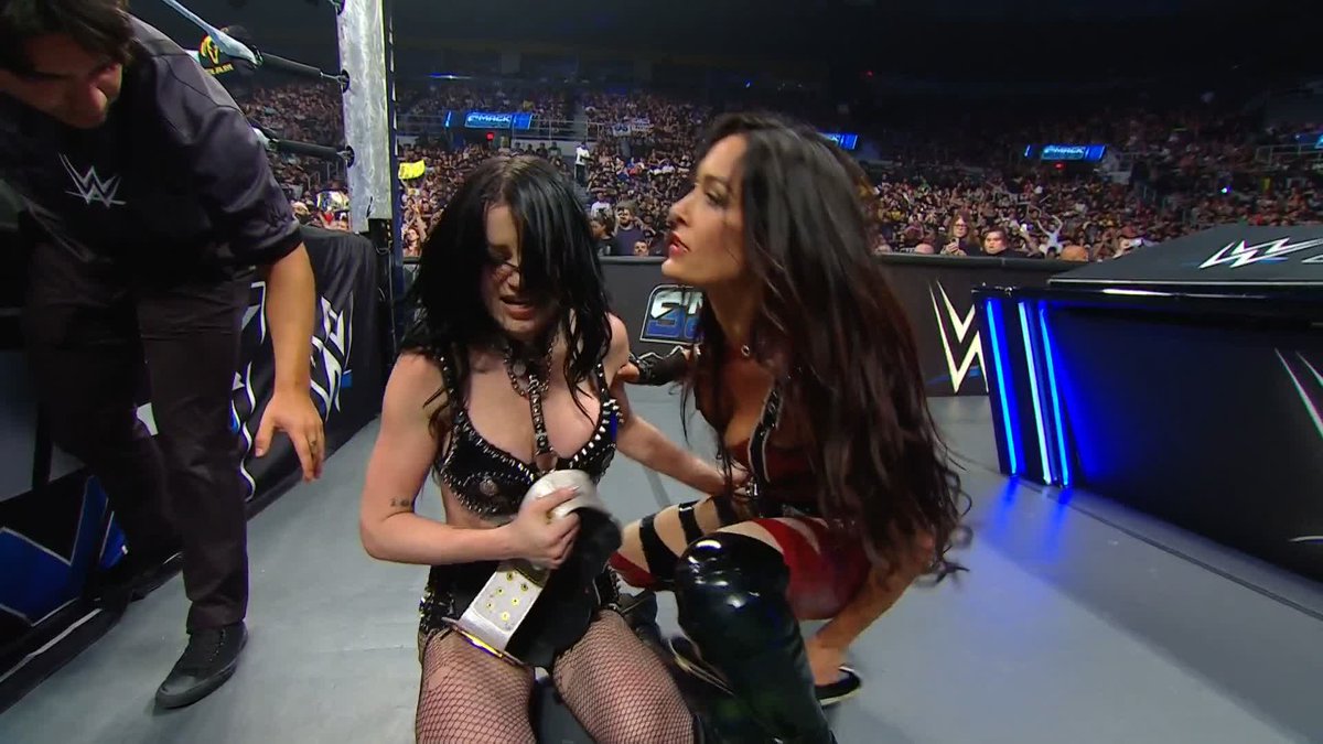Karma caught up with Fatal Influence... 😅 What a win for Paige and Brie Bella!! SARAYA | Nikki & Brie