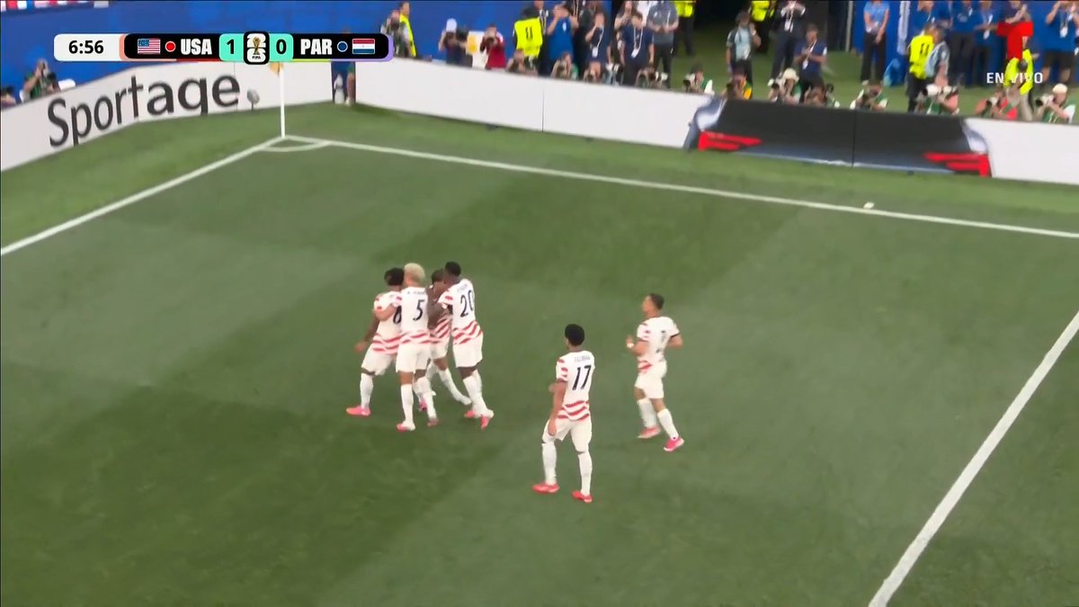 ¡GOL DE ESTADOS UNIDOS! ¡EL PRIMER AUTOGOL DEL MUNDIAL! Espectacular jugada individual de Pulisic y Bobadilla manda el balón a propia puerta. El equipo estadounidense ya vence 1-0 a Paraguay.
