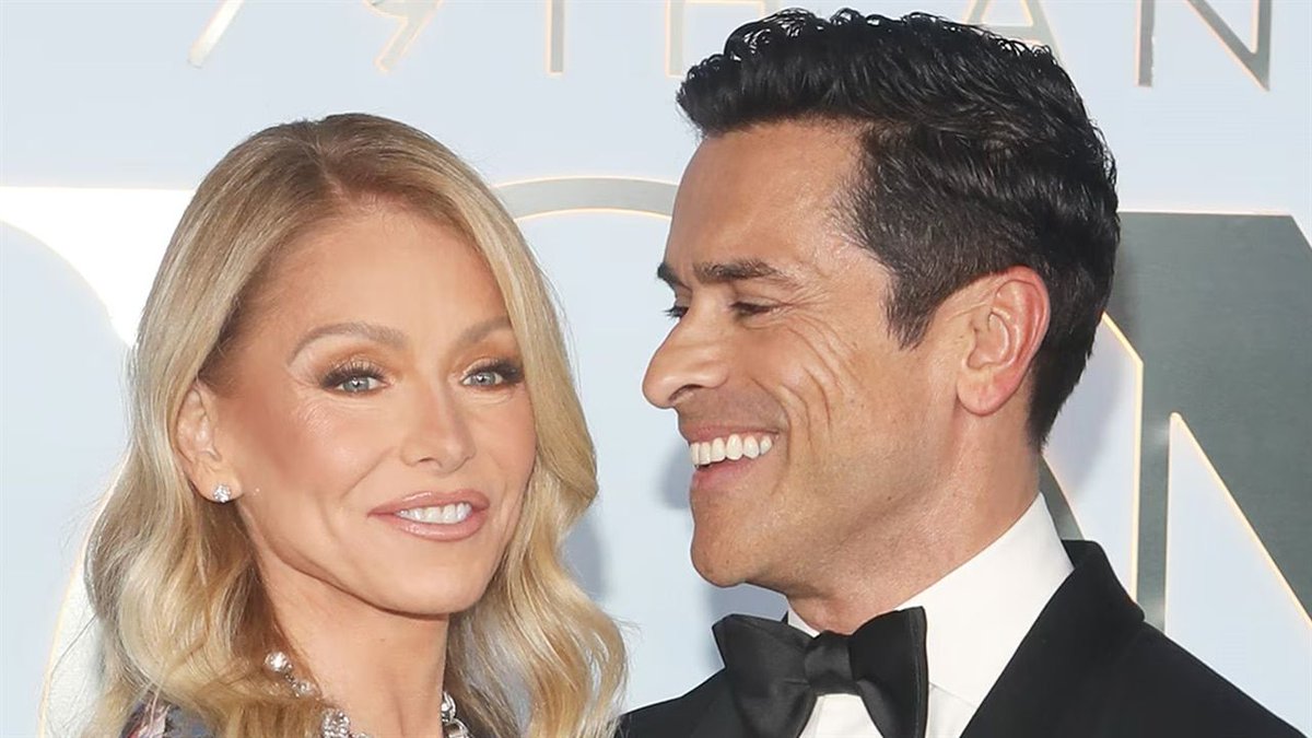 Kelly Ripa and Mark Consuelos revealed new details about their 1996 Vegas wedding, including what Kelly regrets about the $179 ceremony during a June 12 episode of ‘Live With Kelly and Mark.’