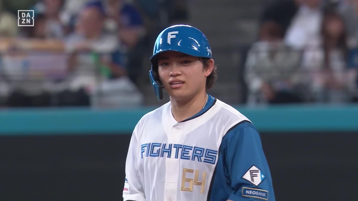 26歳の誕生日㊗️ 青い線を越えていた 田宮裕涼 第3号ホームラン ※リプレイ検証でホームランに ⚾️日本ハム×中日 #lovefighters #だったらDAZN