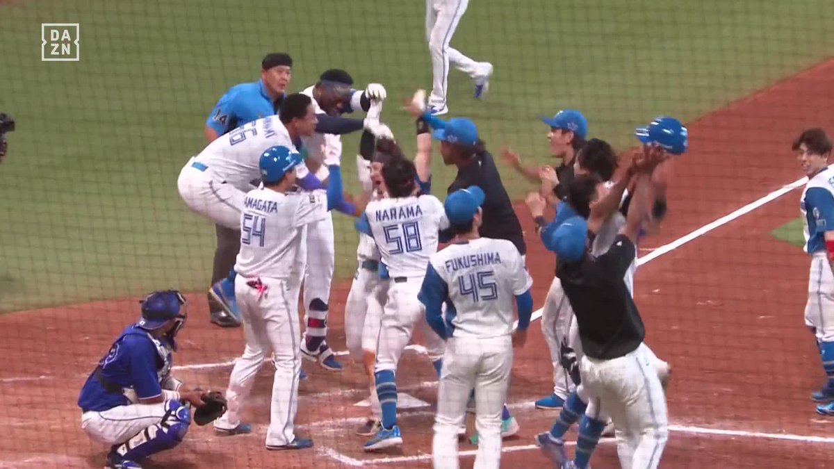 勢いが止まらない ミスター3ベースの一撃 水野達稀 サヨナラホームラン ※これでファイターズは9連勝 ⚾️日本ハム×中日 #lovefighters #だったらDAZN