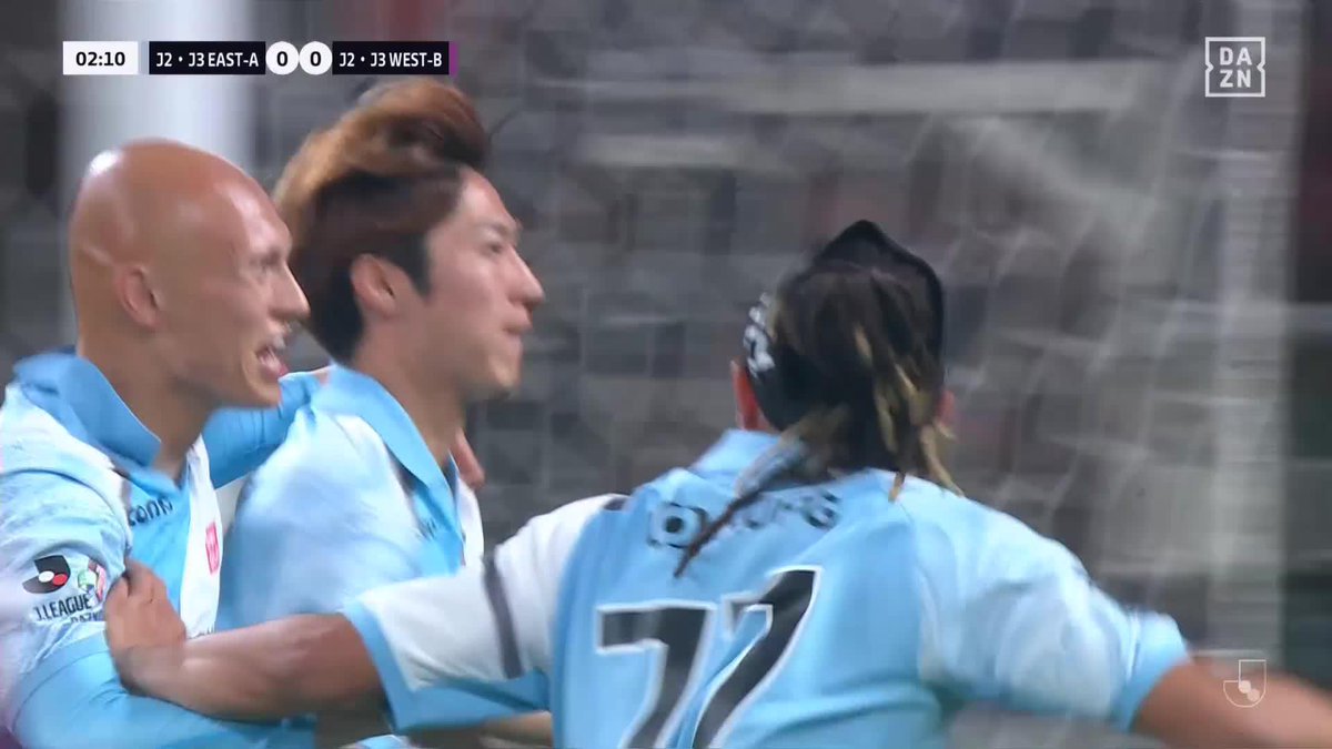 EAST-Aが試合開始早々に先制⚽️ 侵入した土居聖真が決める 🏆#JリーグオールスターDAZNカップ 🆚J2•J3 EAST-A×J2•J3 WEST-B 📱#DAZN 無料ライブ配信中 ユニクロ ​#UTme