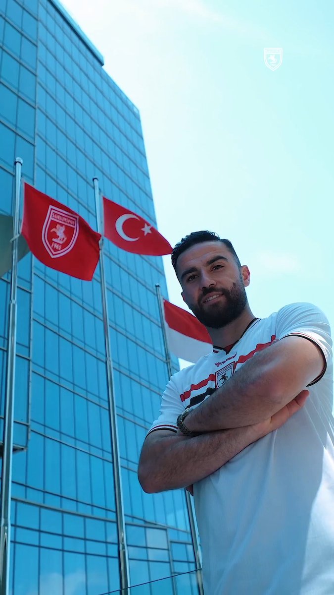 Fatih Kaya'nın Samsunspor formasıyla ilk anları! 📹 Ailemize hoş geldin, Fatih! ❤️🤍 #Samsunspor #AtatürklüArma #FatihKaya