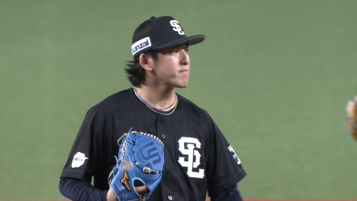 巧すぎる #隅田知一郎 の牽制👀 駆け引きからしっかり一塁送球⚾ 牽制で2度アウトをもぎ取る✌ #seibulions #ベースボールLIVE で配信中[初月無料]