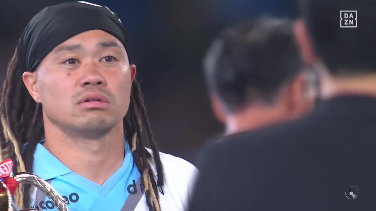 優勝したのにこの表情…😭 田中パウロ淳一が最後までチームを盛り上げる 🏆 #JリーグオールスターDAZNカップ 📱 #DAZN で無料ライブ配信中 ユニクロ #UTme