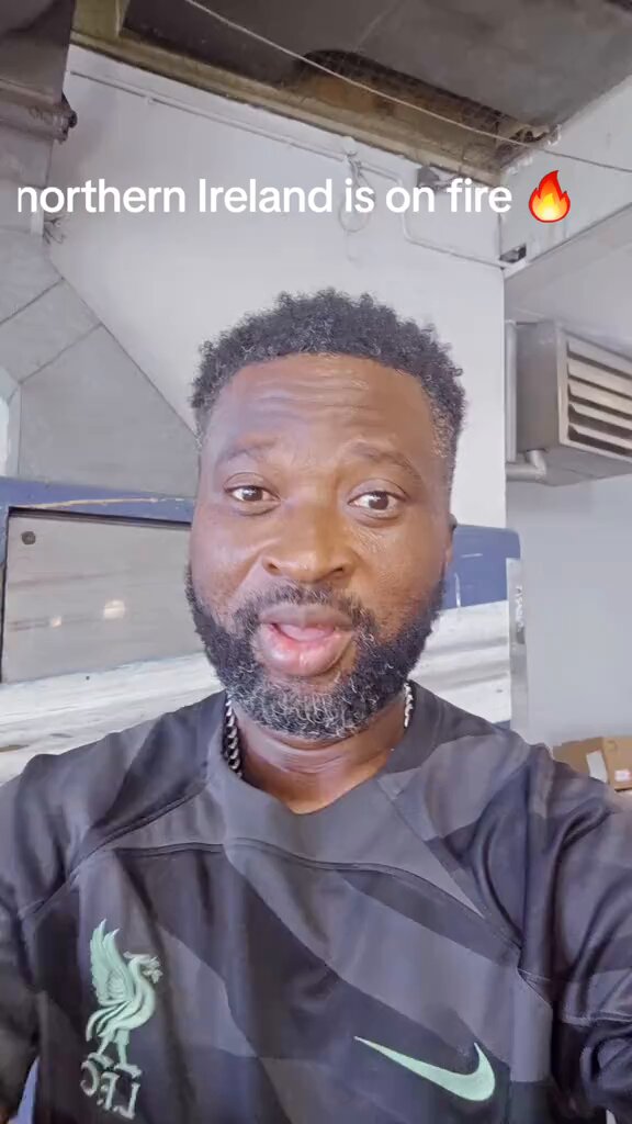 🇬🇧🇿🇦🇬🇭 “‘What is going on in Northern Ireland? South Africa is better as it stands now. The number of Ghanaians that are homeless, over 170 cars have been burnt and African shops destroyed. Let’s pray for the Ghanaians there. People are calling me, that is why I did the video. The police can’t even stop them,’” — A man recording a video has alleged unrest in Northern Ireland, claiming impacts on Ghanaian nationals, including homelessness and attacks on African-owned shops and vehicles. The claims have not been independently verified.