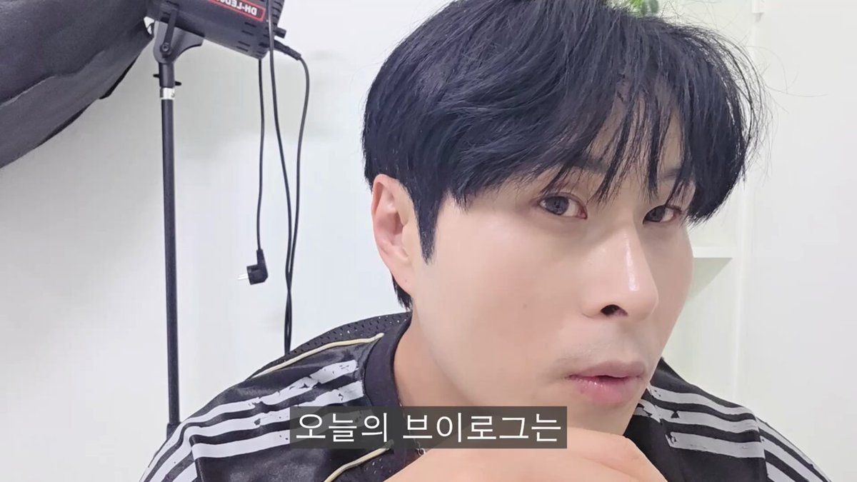 오늘의 브이로그는???? 💪 More👇📷