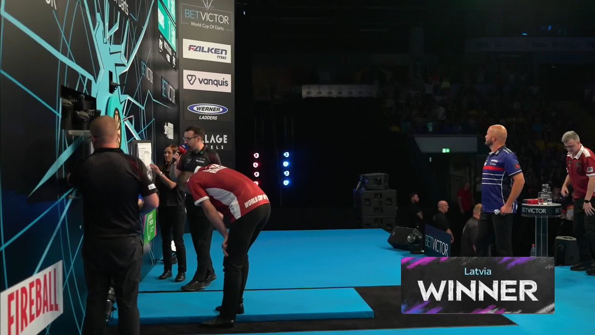 LATVIA WIN THE DECIDER! Latvia book their place in the quarter-finals of the World Cup of Darts for the first time, as Madars Razma pins the double-double finish to beat France in a gruelling last-leg decider! 📺 #WCOD26