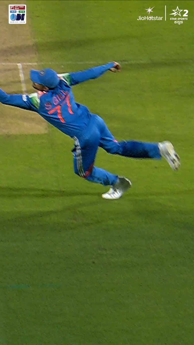 UNBELIEVABLE CATCH FROM SHUBMAN GILL. 🤯