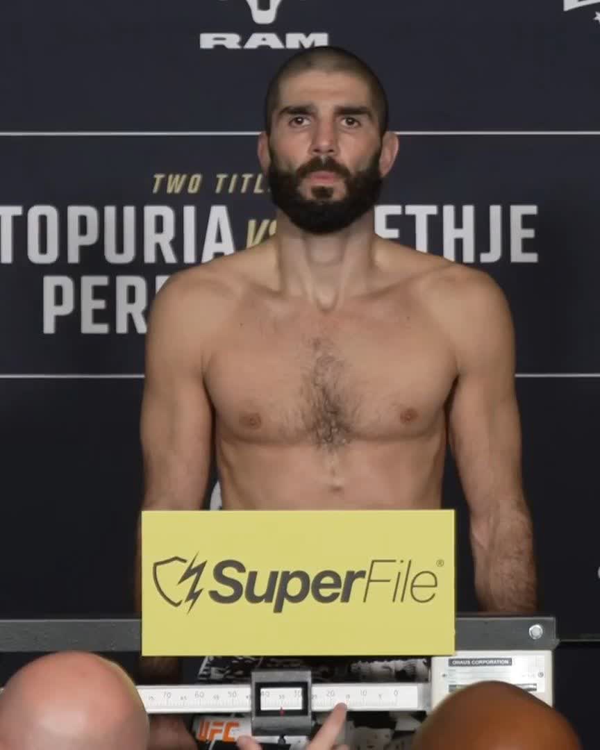 One step closer to fight day 😤 Aiemann Zahabi: 135 lbs [ #UFCWhiteHouse | SUN JUN 14 | LIVE on @ParamountPlus | Presented by @Cryptocom &amp; Ram Trucks ]
