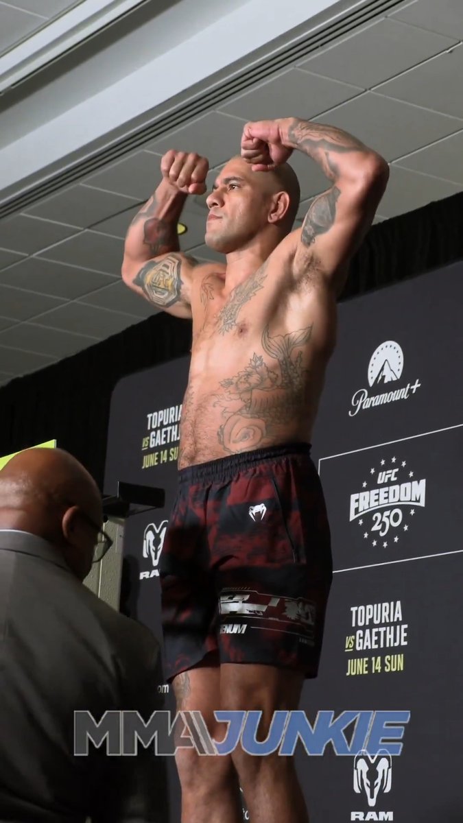 Alex Pereira is officially a heavyweight at 251 pounds, more than 248-pound Ciryl Gane for the #UFCWhiteHouse interim title fight.