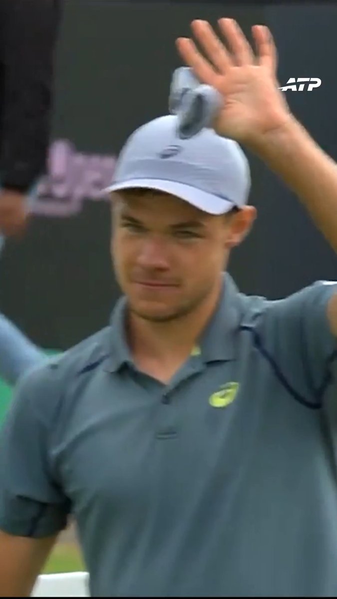 Kamil is on CLOUD NINE 🙌 Kamil Majchrzak stuns Medvedev 7-6(4), 6-1 and is through to his maiden ATP Tour final! Libéma Open🎾 | #LibemaOpen