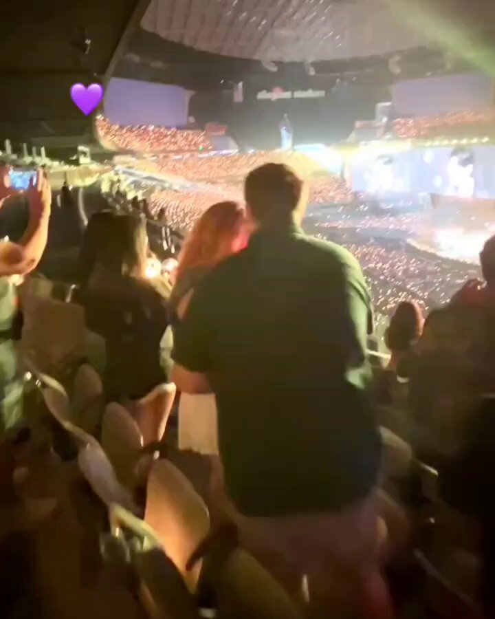 Proposing at a BTS concert with Into the Sun playing in the background... this is a once in a lifetime moment. 😭
