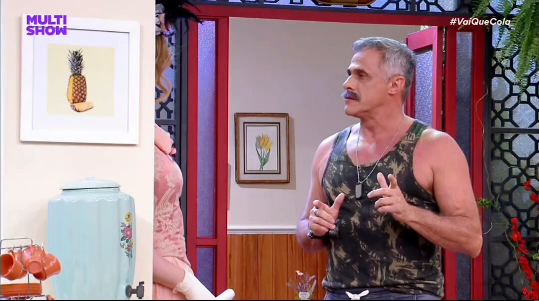 Paulo Gustavo quando saia do roteiro não tinha como não rir. Ele esquecendo do texto e brincando com o Oscar Magrini 😂😂😂