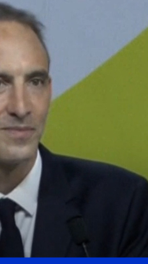 "Nous mettrons fin à cette religion absurde du libre-échange généralisé", assure Raphaël Glucksmann
