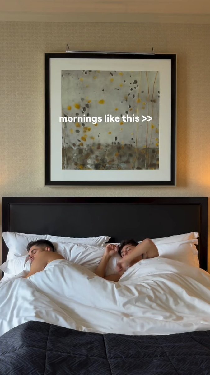Good morning from your favorite couple ♥️