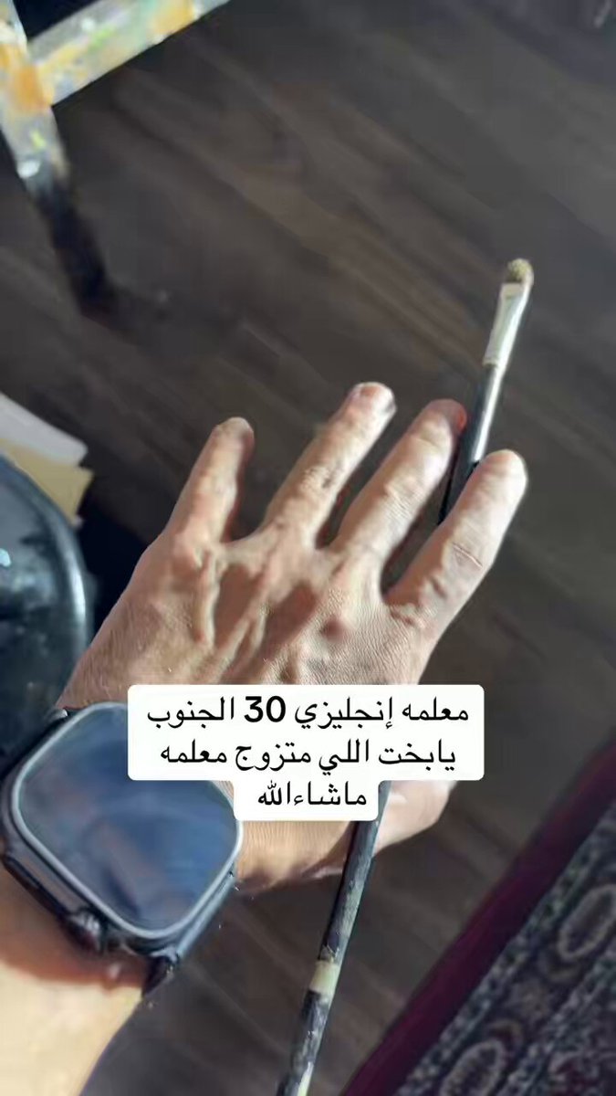 جنوبية و تهامية كمانه، بما تحمله في ابتسامتها دفء السهل ورحابة أهله، وفي سكون نظرتها حكايات القرى الممتدة بين الوادي والبحر