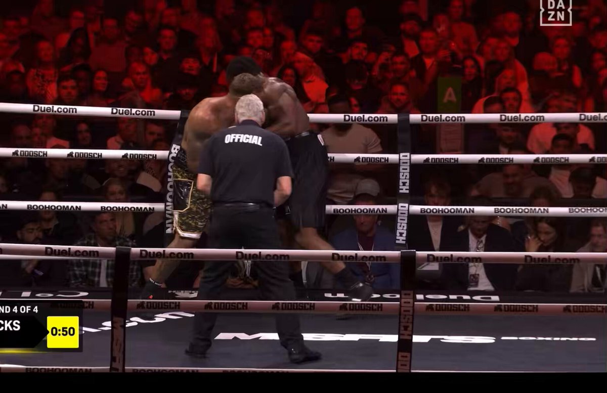 ARMZ STOPS THE HARDEST MAN IN THE UK ( BIG STACKS) IN ROUND 4 😳 THEY WERE ONLY ALLOWED TO HIT TO THE BODY