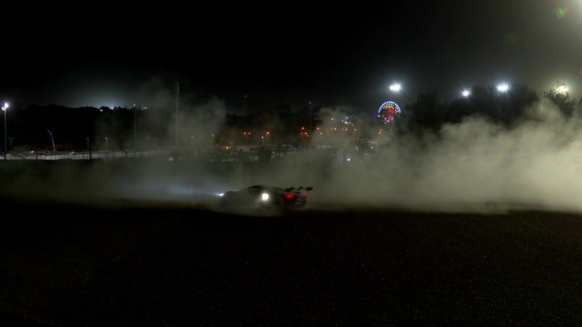 Safety Car deployed for the first time in this 94th edition of the 24 Hours of Le Mans after the #54 Vista AF Corse Ferrari left the track at La Chapelle! #LeMans24