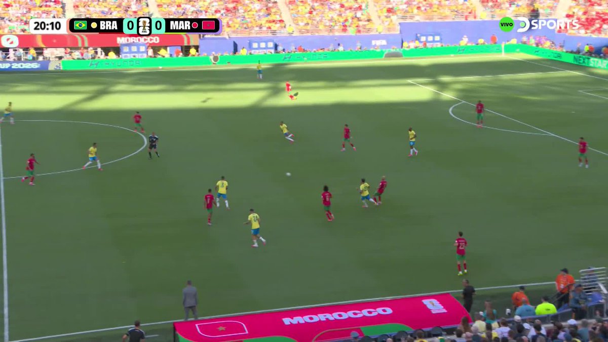 ¡MARRUECOS SORPRENDE Y ABRE EL MARCADOR ANTE BRASIL! Ismael Saibari metió un gran pase filtrado y la picó en el mano a mano con Alisson para darle el 1-0 al conjunto africano.